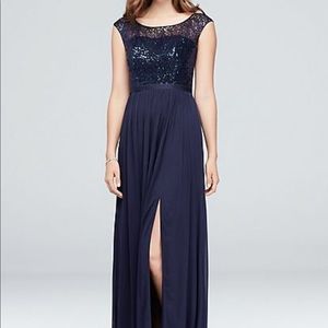 DAVID’S BRIDAL NAVY RUCHED SEQUIN LACE SIZE 6